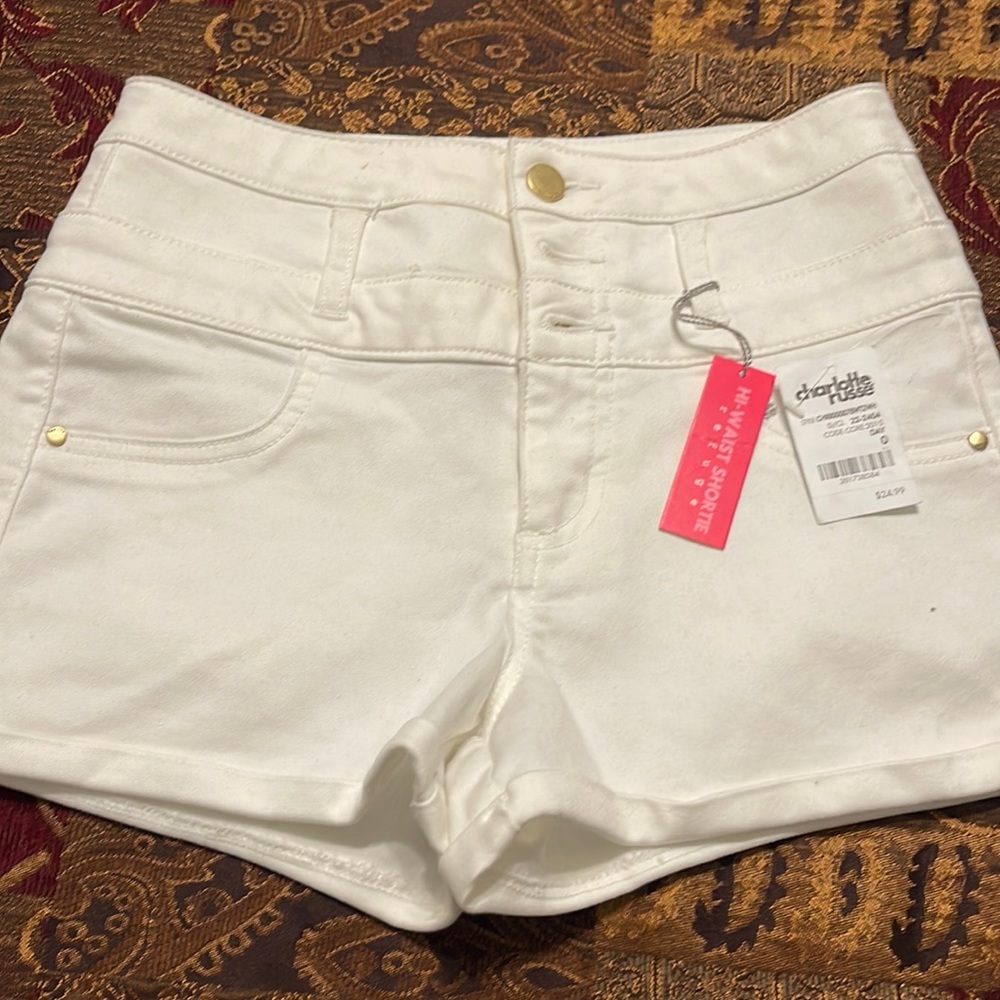 White Charlotte Russe